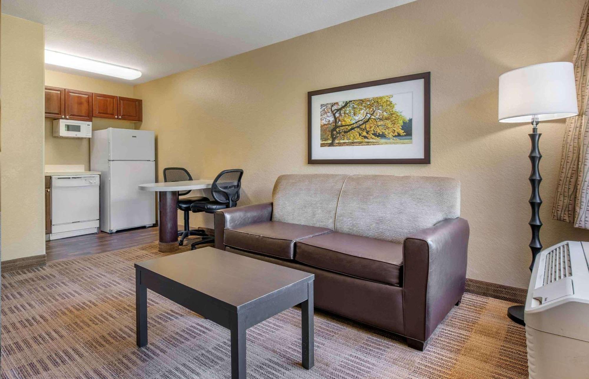 Extended Stay America Suites - Raleigh - Rtp - 4919 Miami Blvd Durham Exteriér fotografie
