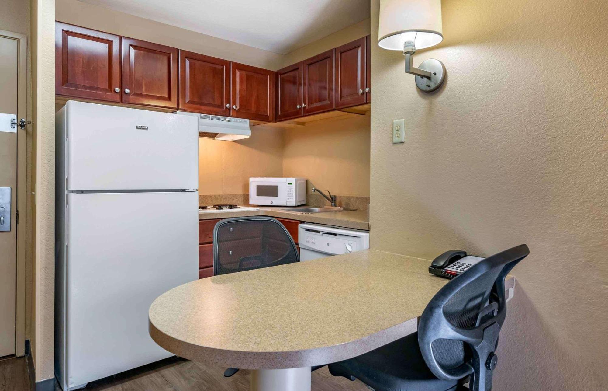Extended Stay America Suites - Raleigh - Rtp - 4919 Miami Blvd Durham Exteriér fotografie